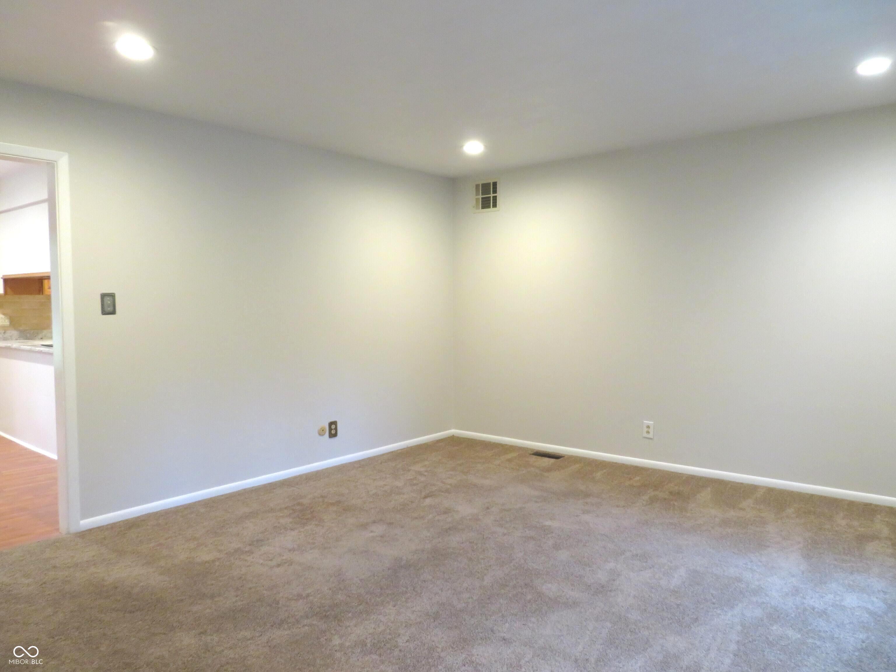 8312 Northern Drive Avon, IN 46123 - Photo 7 of 56