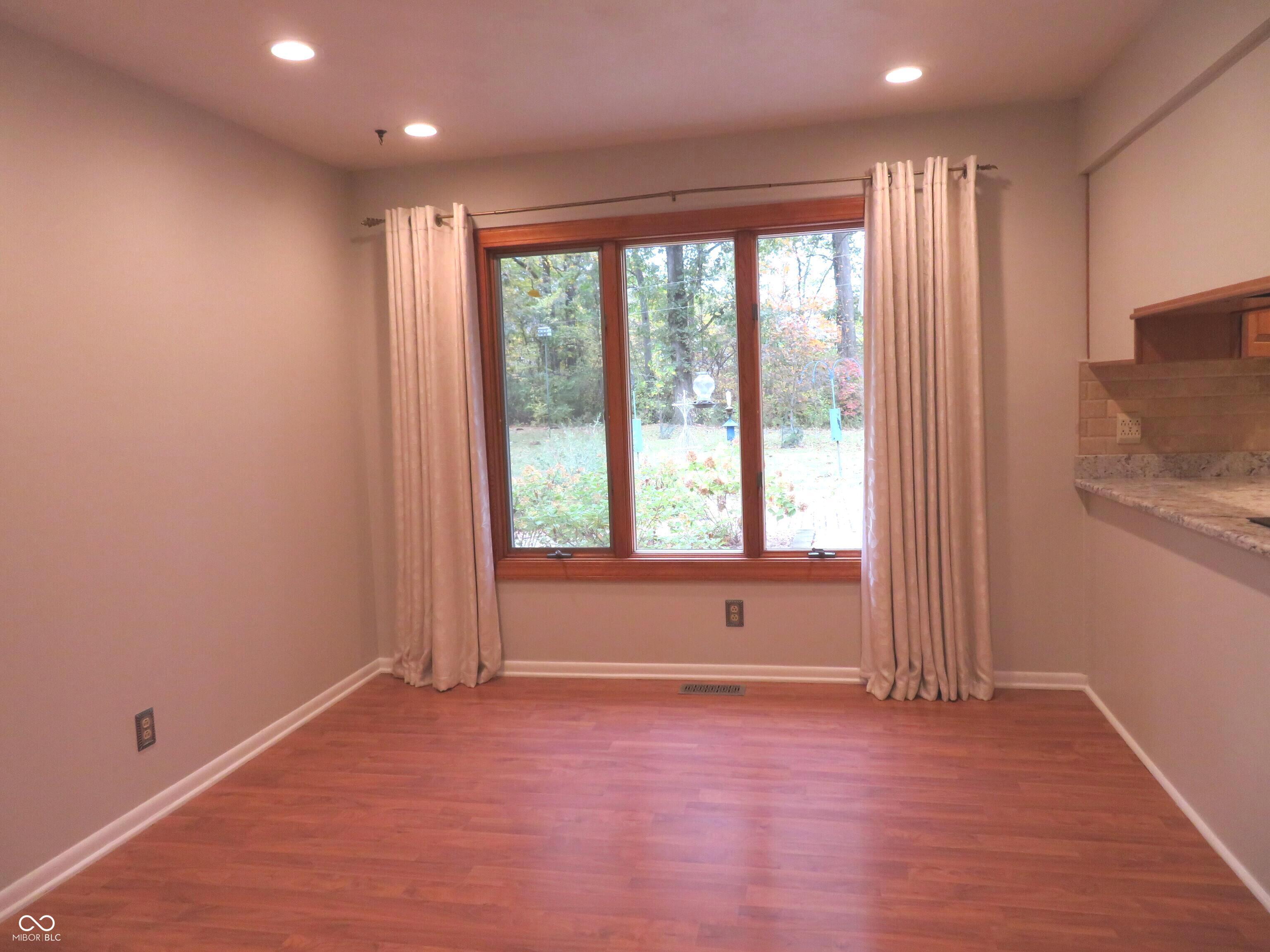 8312 Northern Drive Avon, IN 46123 - Photo 9 of 56