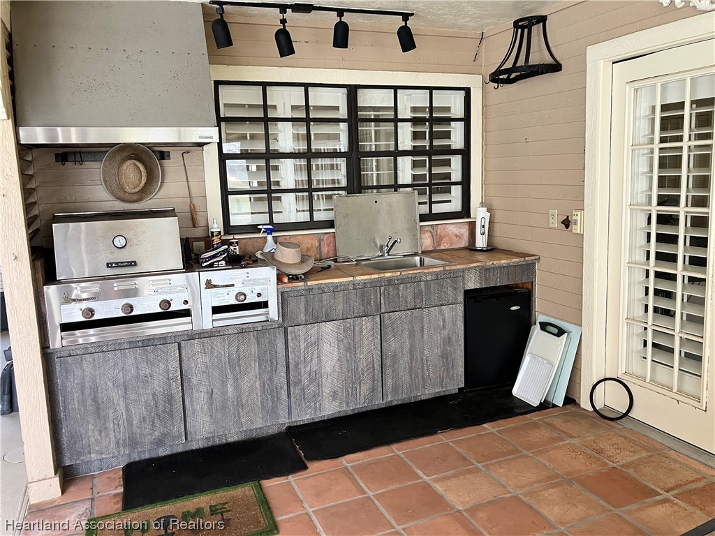 206 Moon Road Sebring, FL 33870 - Photo 21 of 36 Gallery Image 21