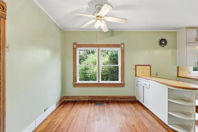 $775,000 | 2044 West Oak Street, Denton, TX 76201