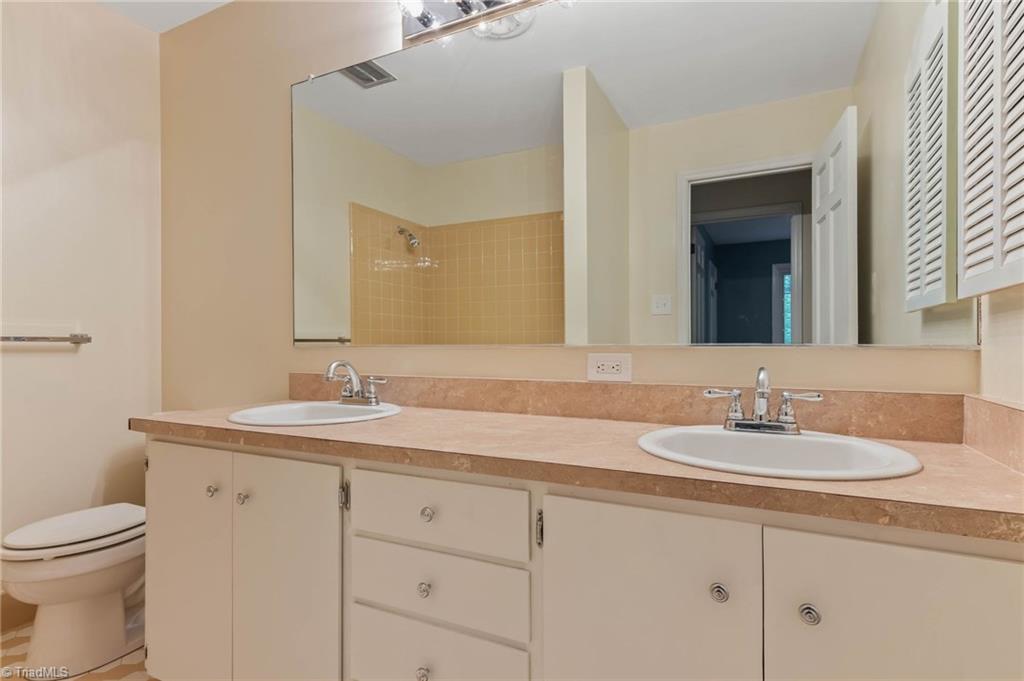706 Ragsdale Road Jamestown, NC 27282 - Photo 21 of 26