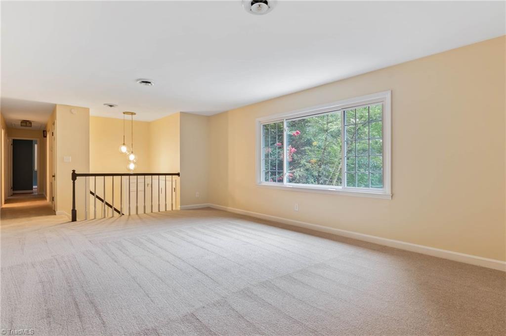 706 Ragsdale Road Jamestown, NC 27282 - Photo 9 of 26