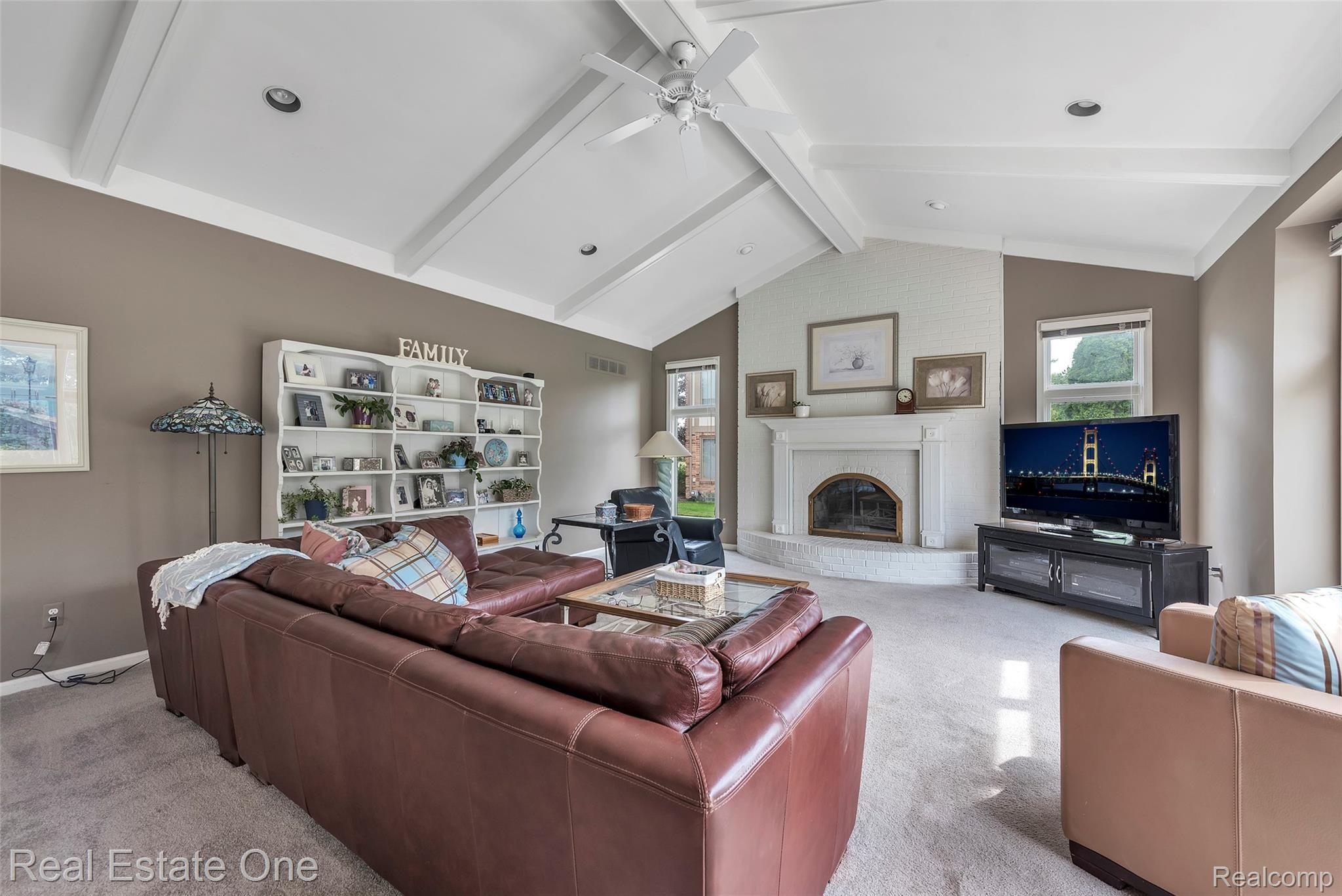 4679 Rivers Edge Drive Troy, MI 48098 - Photo 24 of 64 4679-Rivers-Edge-Drive-Troy-Michigan-windowstill-22.jpg