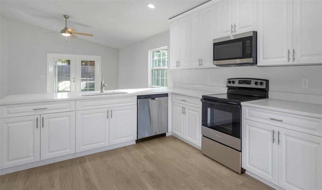 6920 Washington Street New Port Richey, FL 34652 - Photo 8 of 55