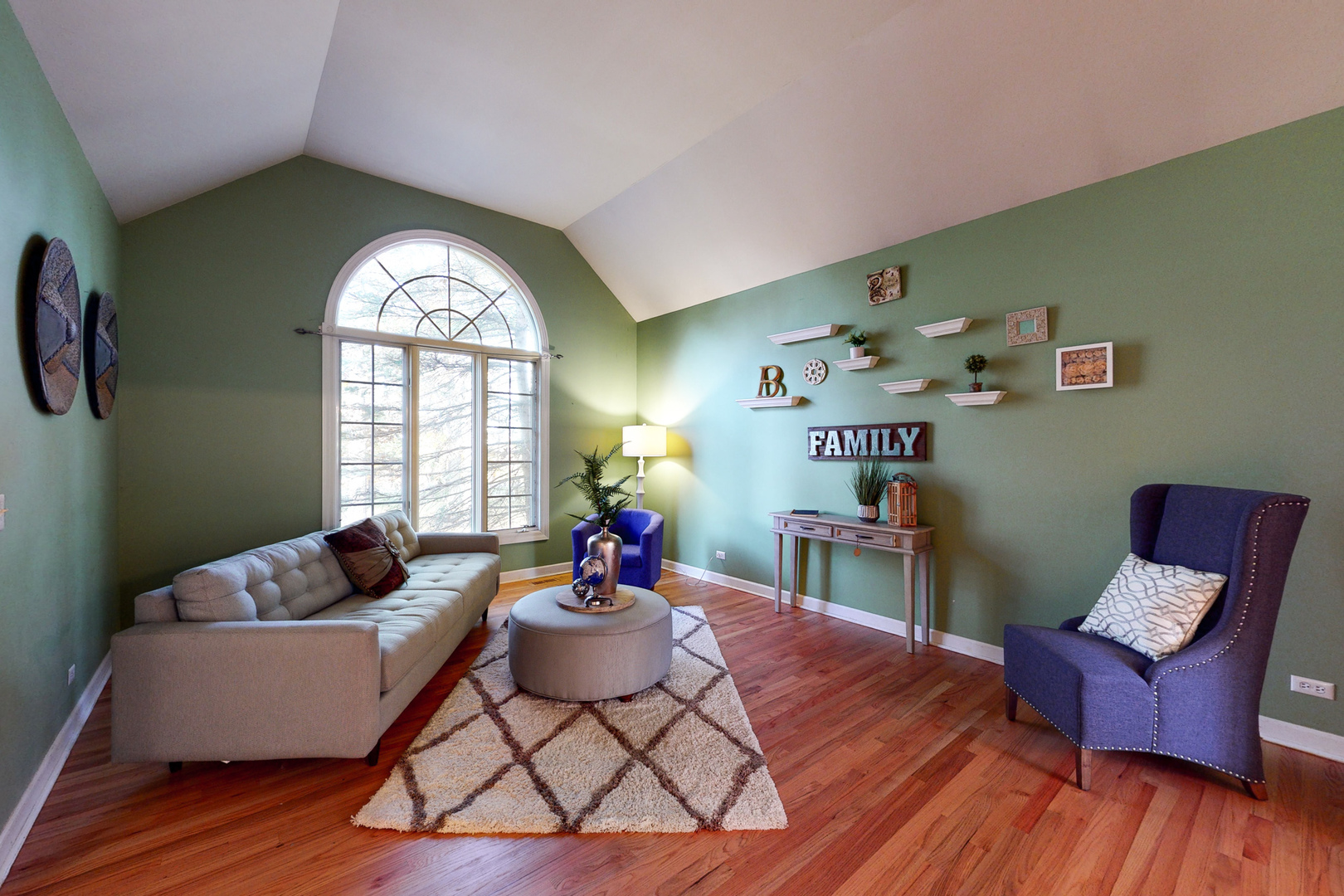 40W143 Tanner Road North Aurora, IL 60542 - Photo 3 of 45