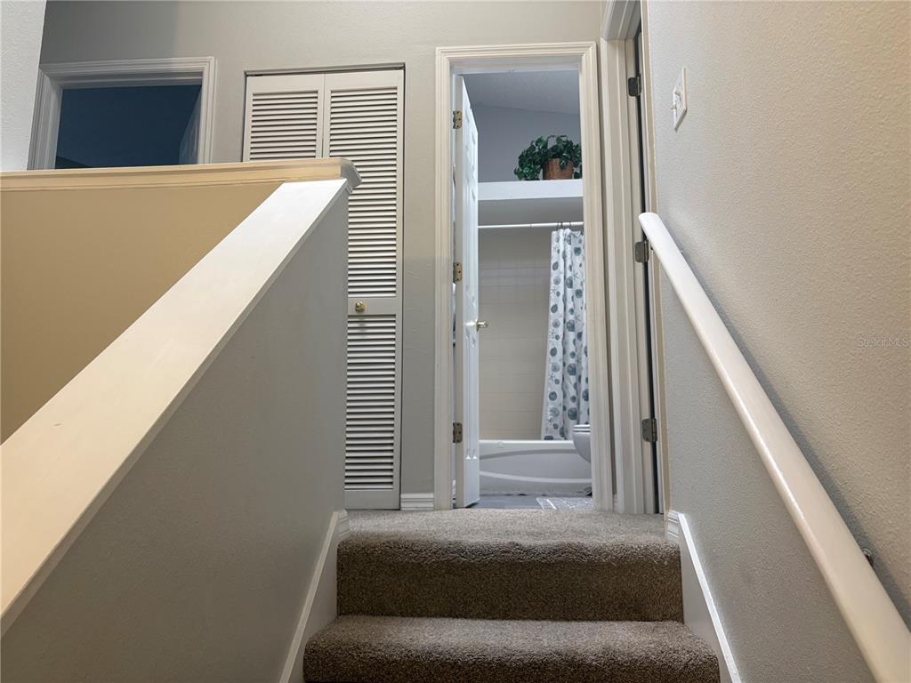 9122 Jake's Path Largo, FL 33771 - Photo 13 of 34