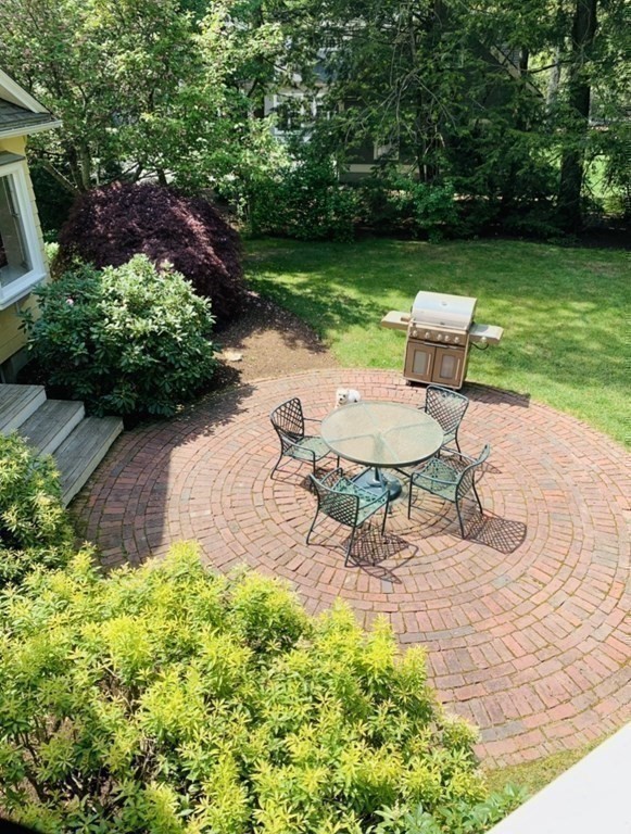 73 Sunset Road Weston, MA 02493 - Photo 24 of 25 Gallery Image 24