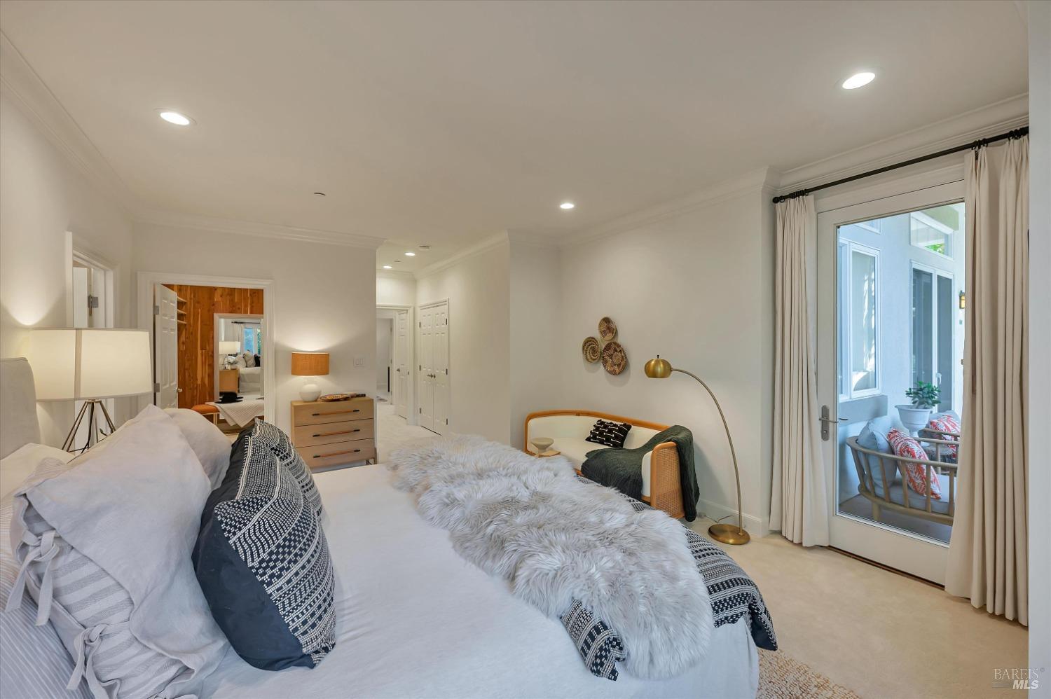 713 Deer Valley Road San Rafael, CA 94903 - Photo 18 of 49