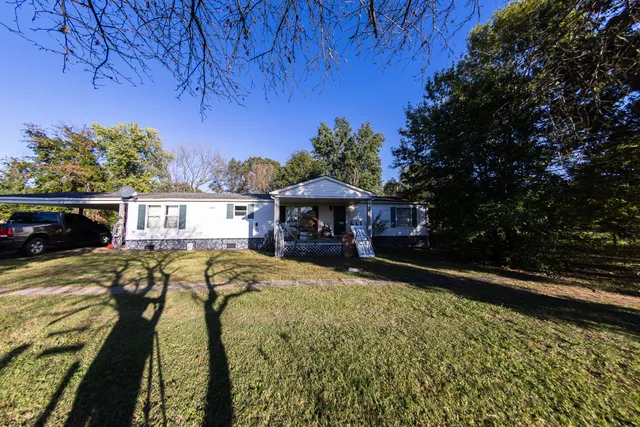 $375,000 | 307 Swiss Colony Road, Hohenwald, TN 38462