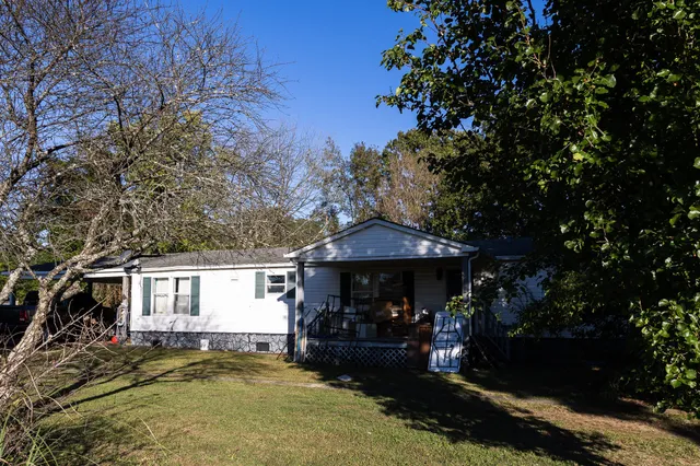 $375,000 | 307 Swiss Colony Road, Hohenwald, TN 38462