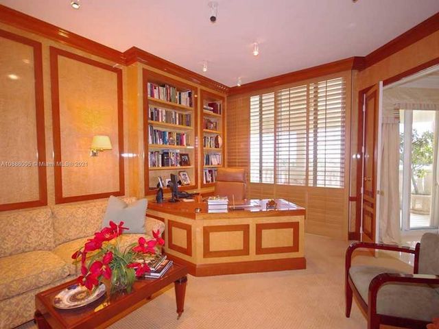 $926,550 | 19925 Northeast 39th Place, Unit 401, Aventura, FL 33180