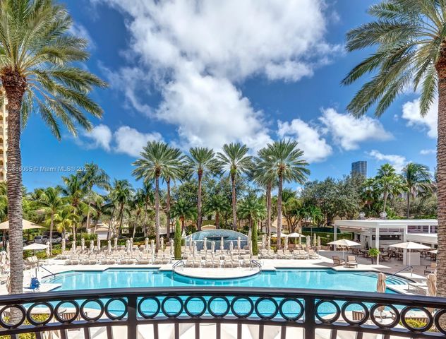 $926,550 | 19925 Northeast 39th Place, Unit 401, Aventura, FL 33180