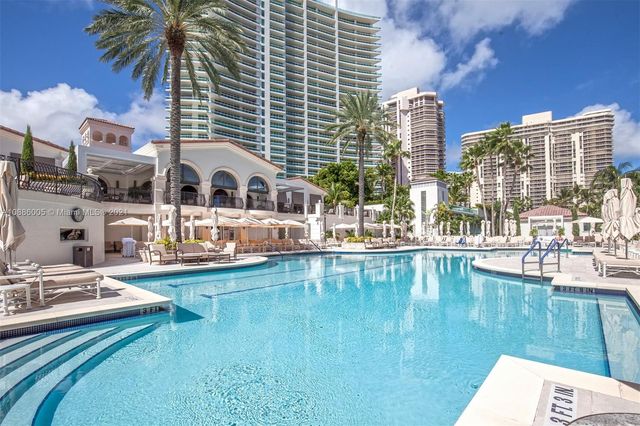 $926,550 | 19925 Northeast 39th Place, Unit 401, Aventura, FL 33180