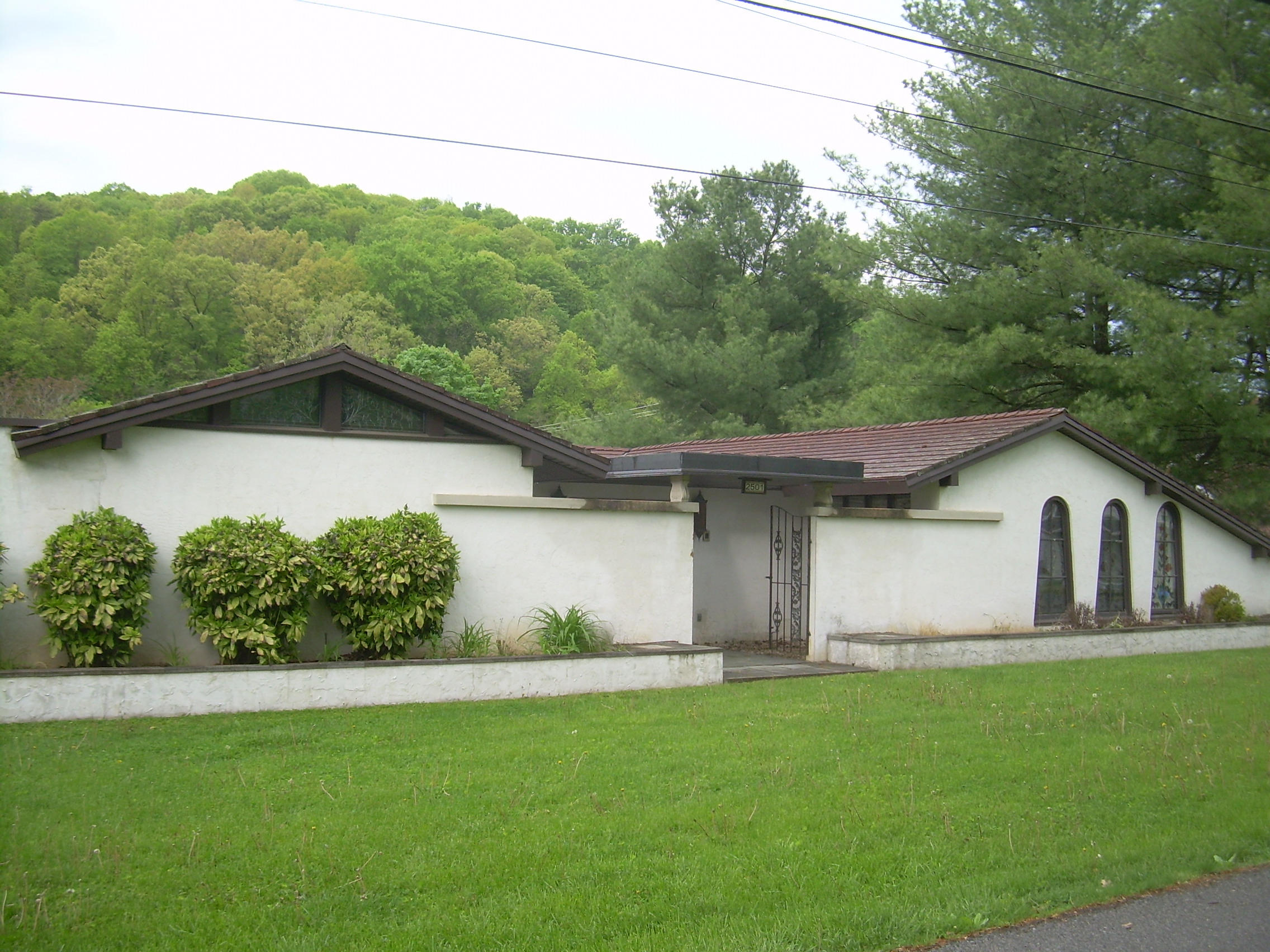 2501 Kent Road Southeast Roanoke, VA 24014 - Photo 4 of 36 DSCN2845