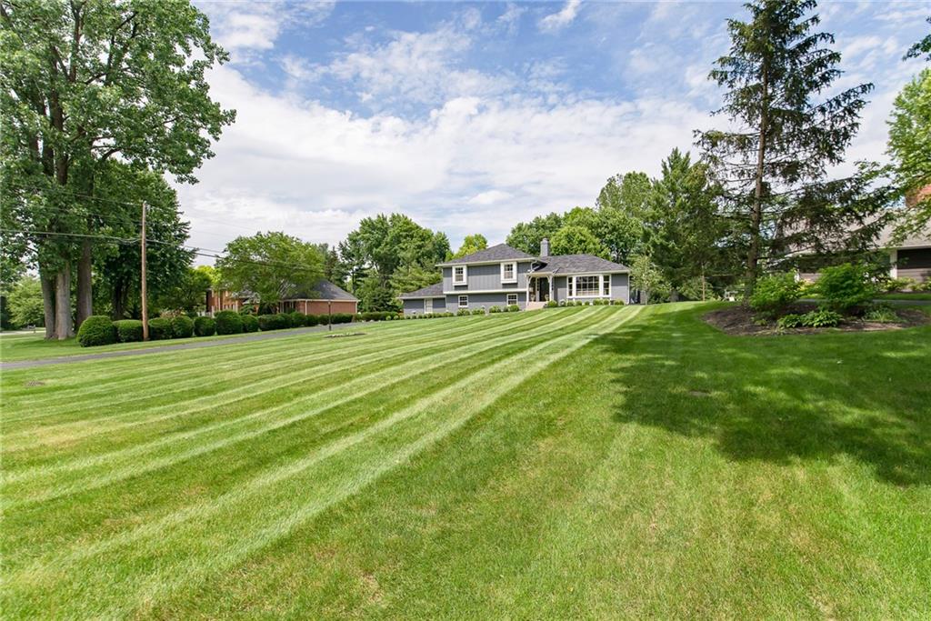 7155 Huntington Road Indianapolis, IN 46240 - Photo 2 of 29 Gallery Image 2