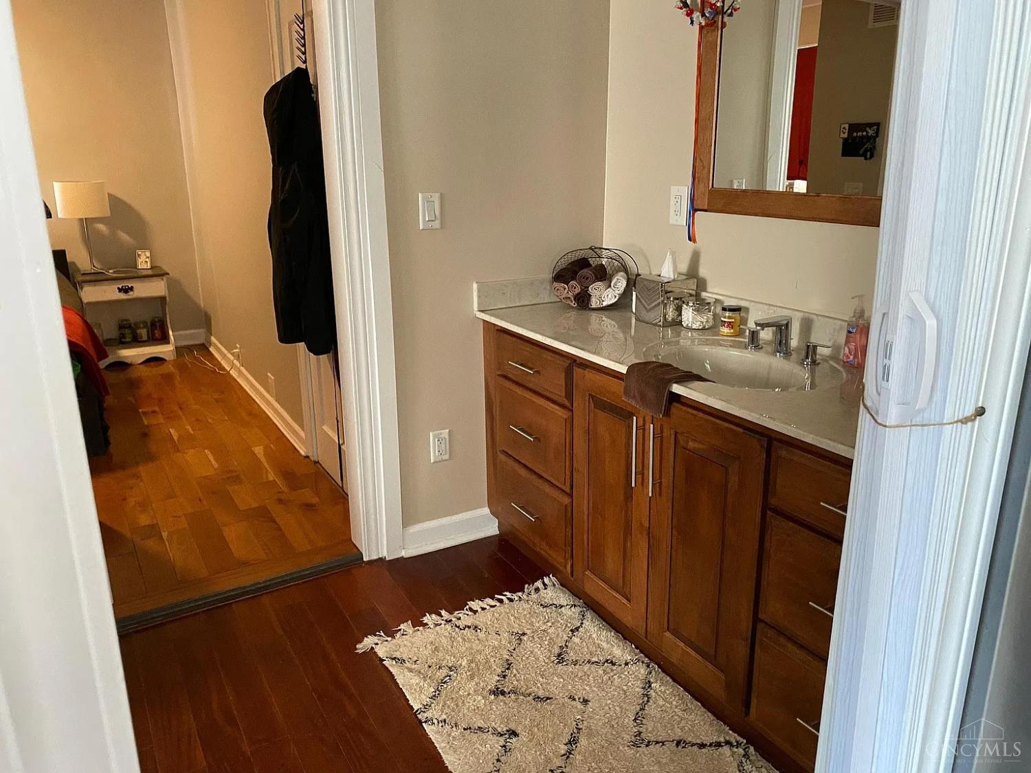 5801 Ridge Avenue Cincinnati, OH 45213 - Photo 6 of 39