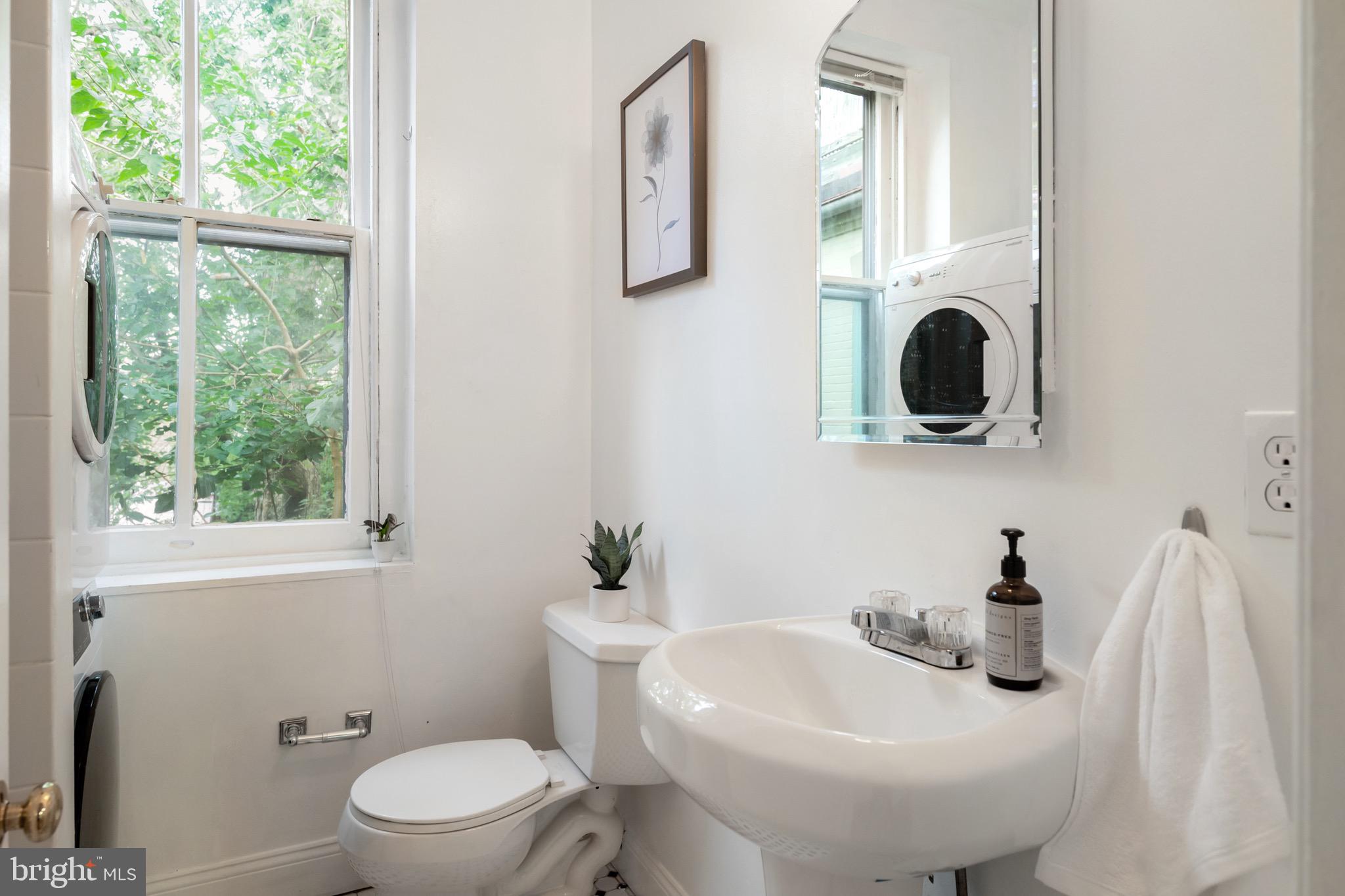 216 4th Street Southeast Washington, DC 20003 - Photo 25 of 85