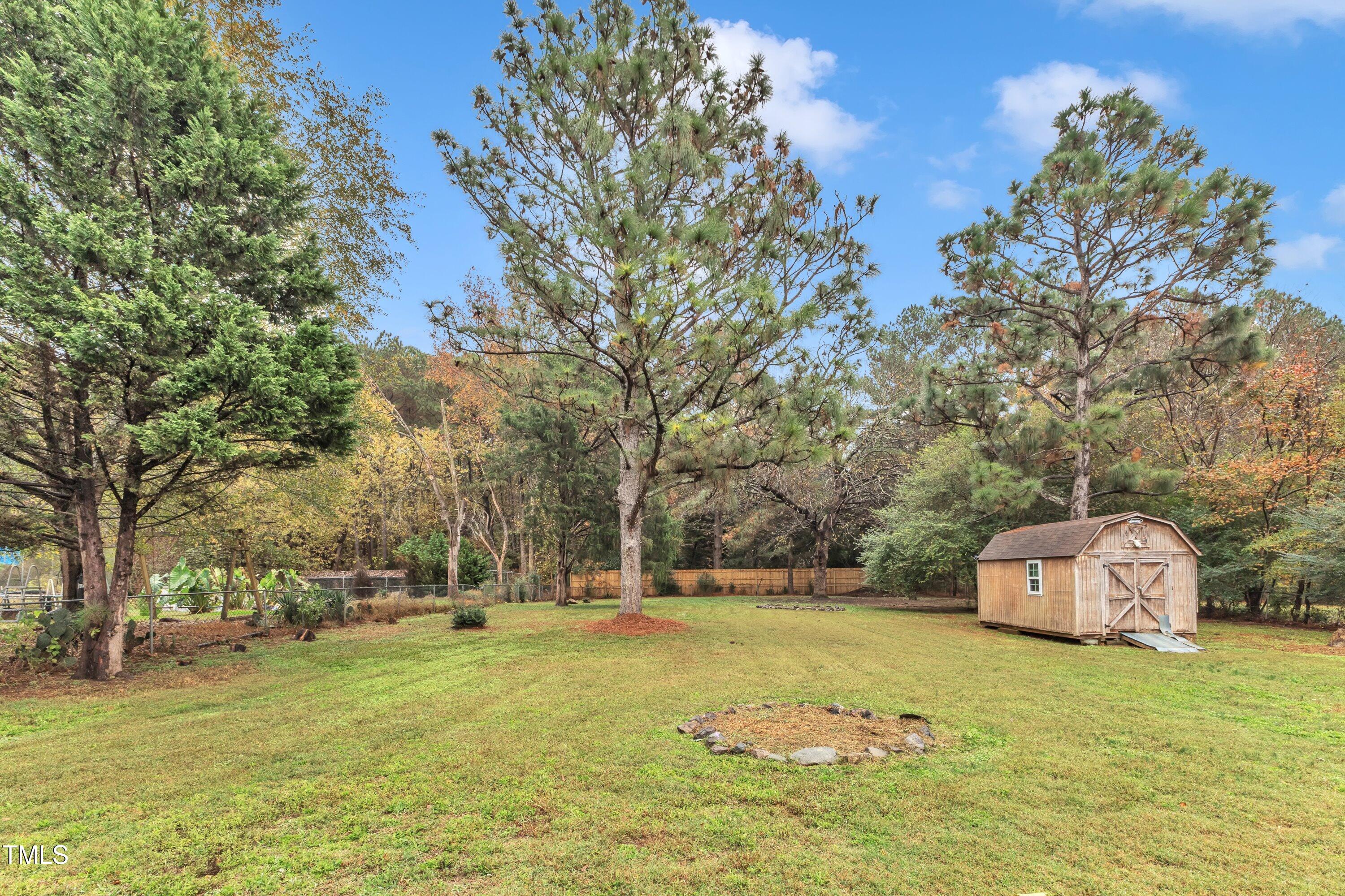 8201 Rhodes Road Apex, NC 27539 - Photo 29 of 35