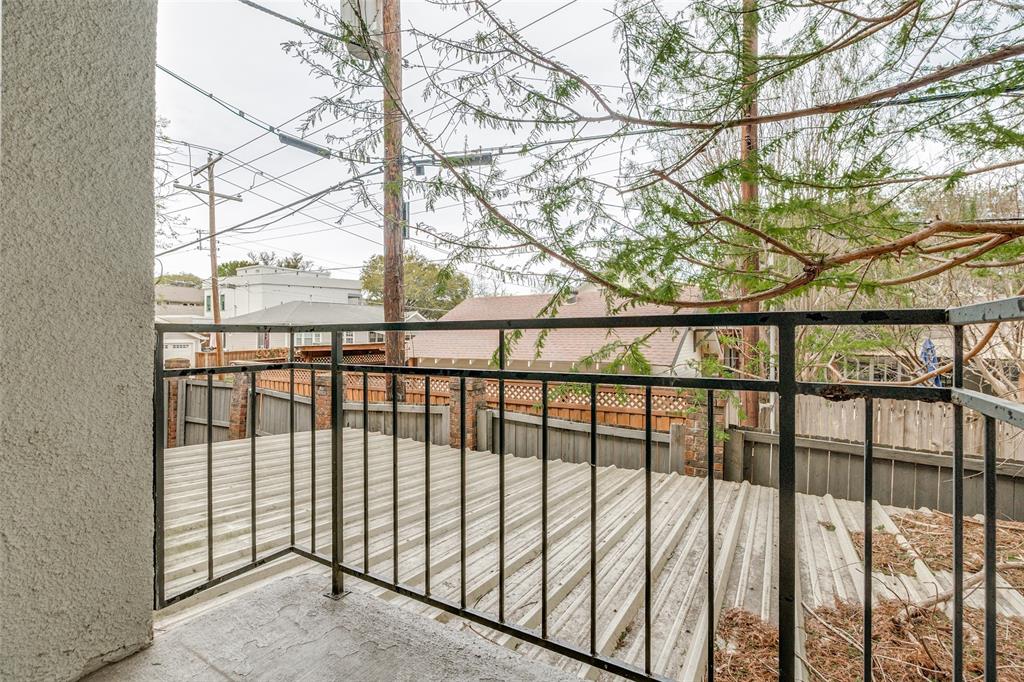 6003 Oram Street, Unit 107 Dallas, TX 75206 - Photo 19 of 23 a view of a balcony