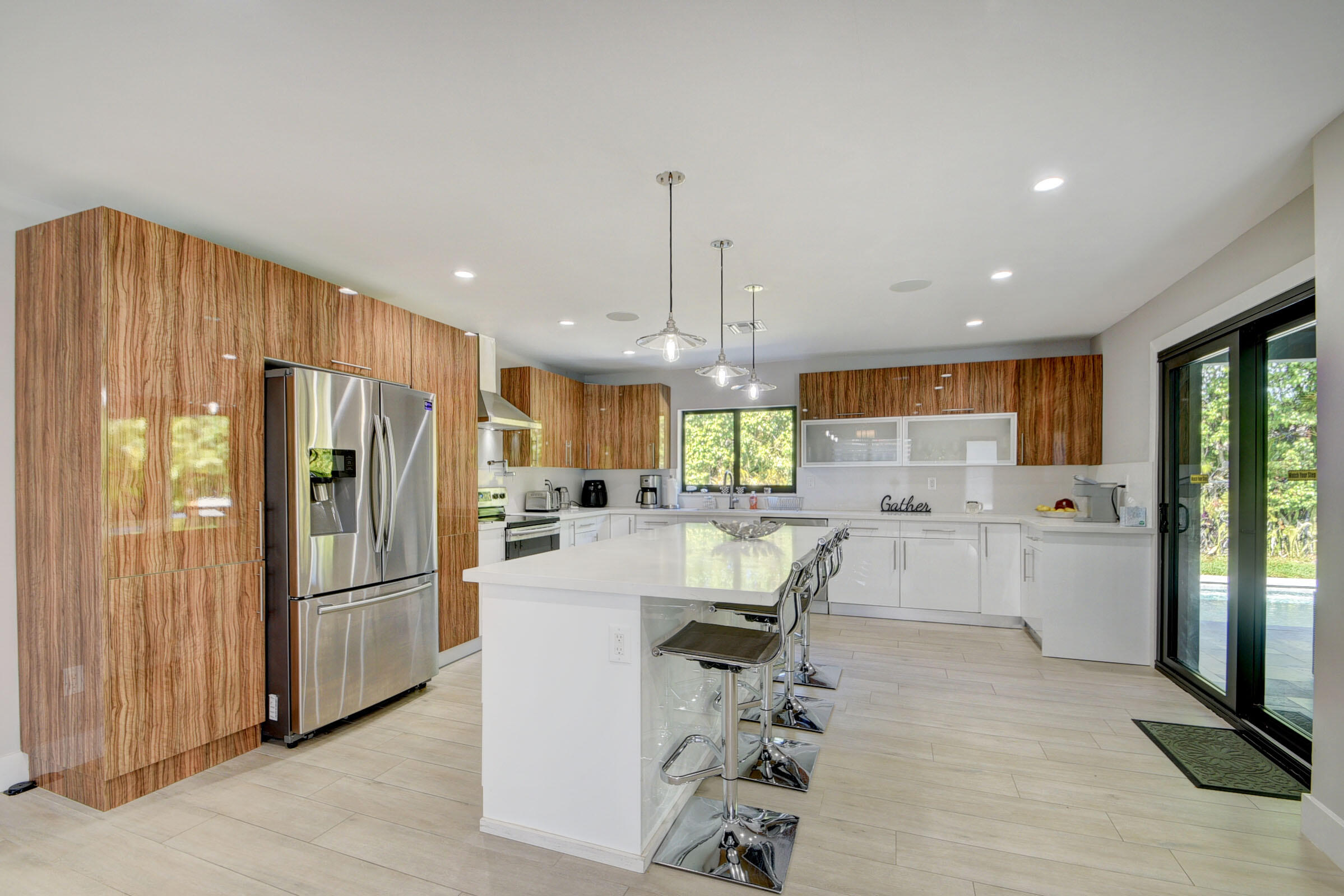 1230 Gulfstream Way Singer Island, FL 33404 - Photo 9 of 40 KITCHEN