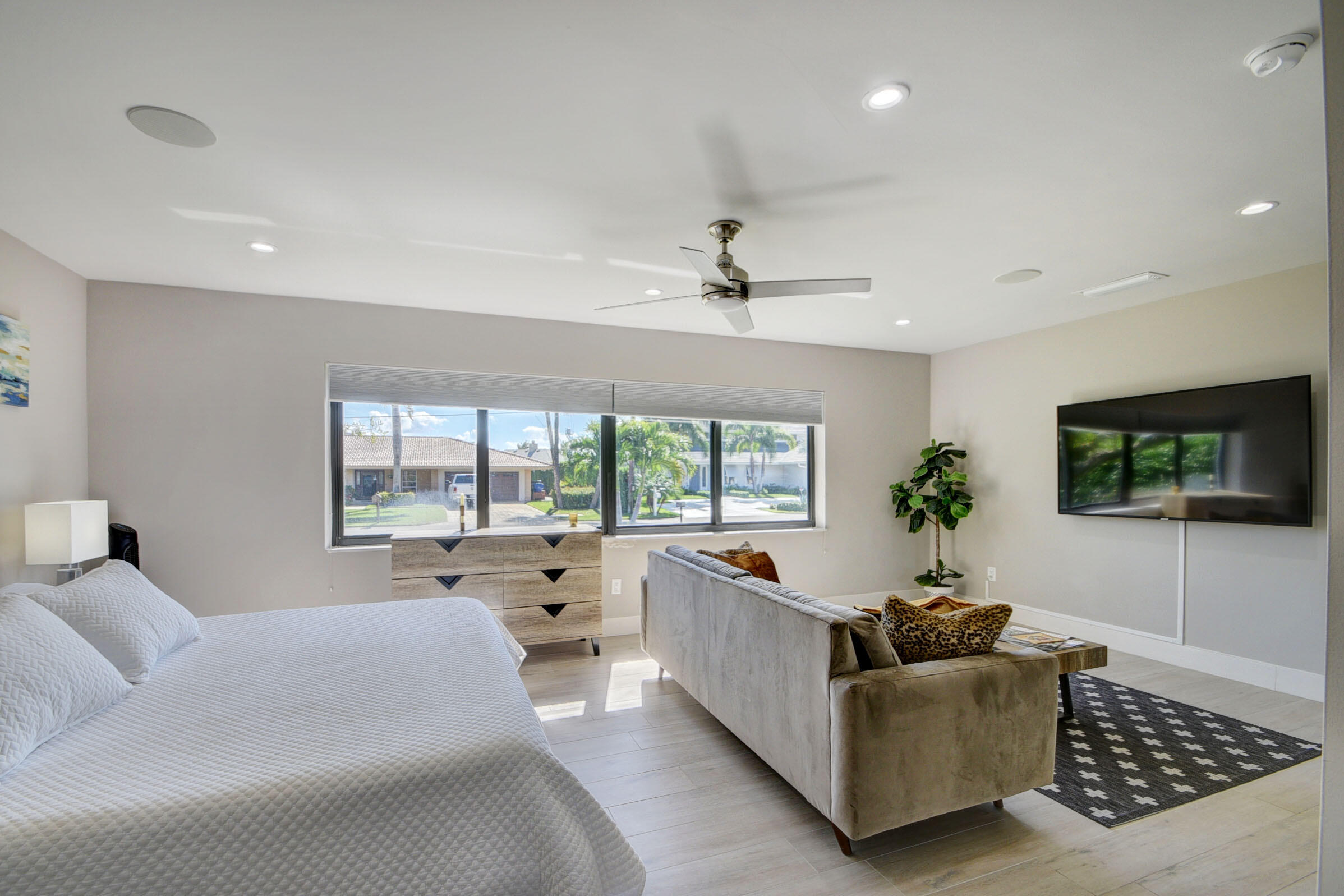 1230 Gulfstream Way Singer Island, FL 33404 - Photo 14 of 40 MASTER BEDROOM