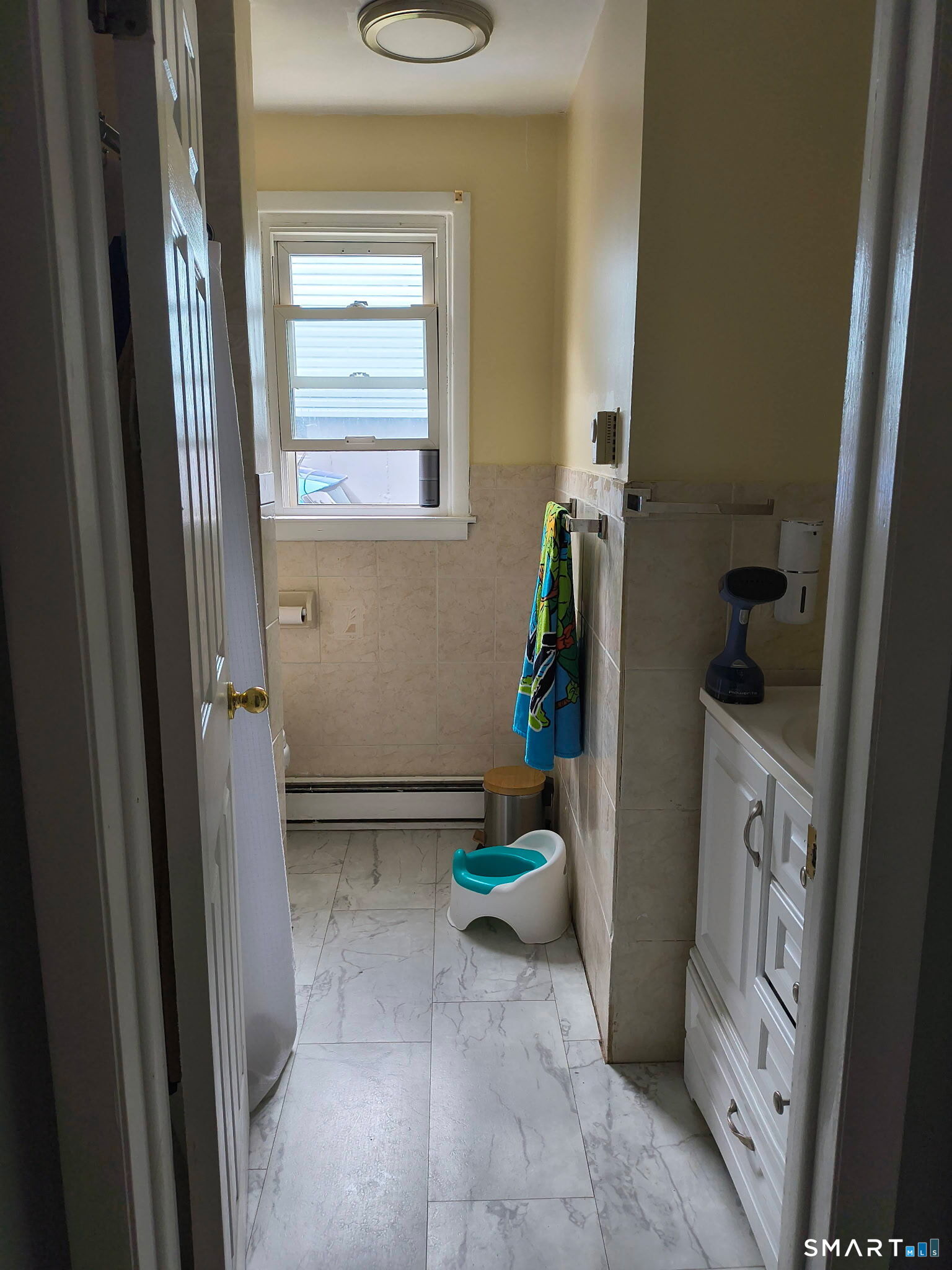 110 Middle Street Waterbury, CT 06706 - Photo 16 of 22