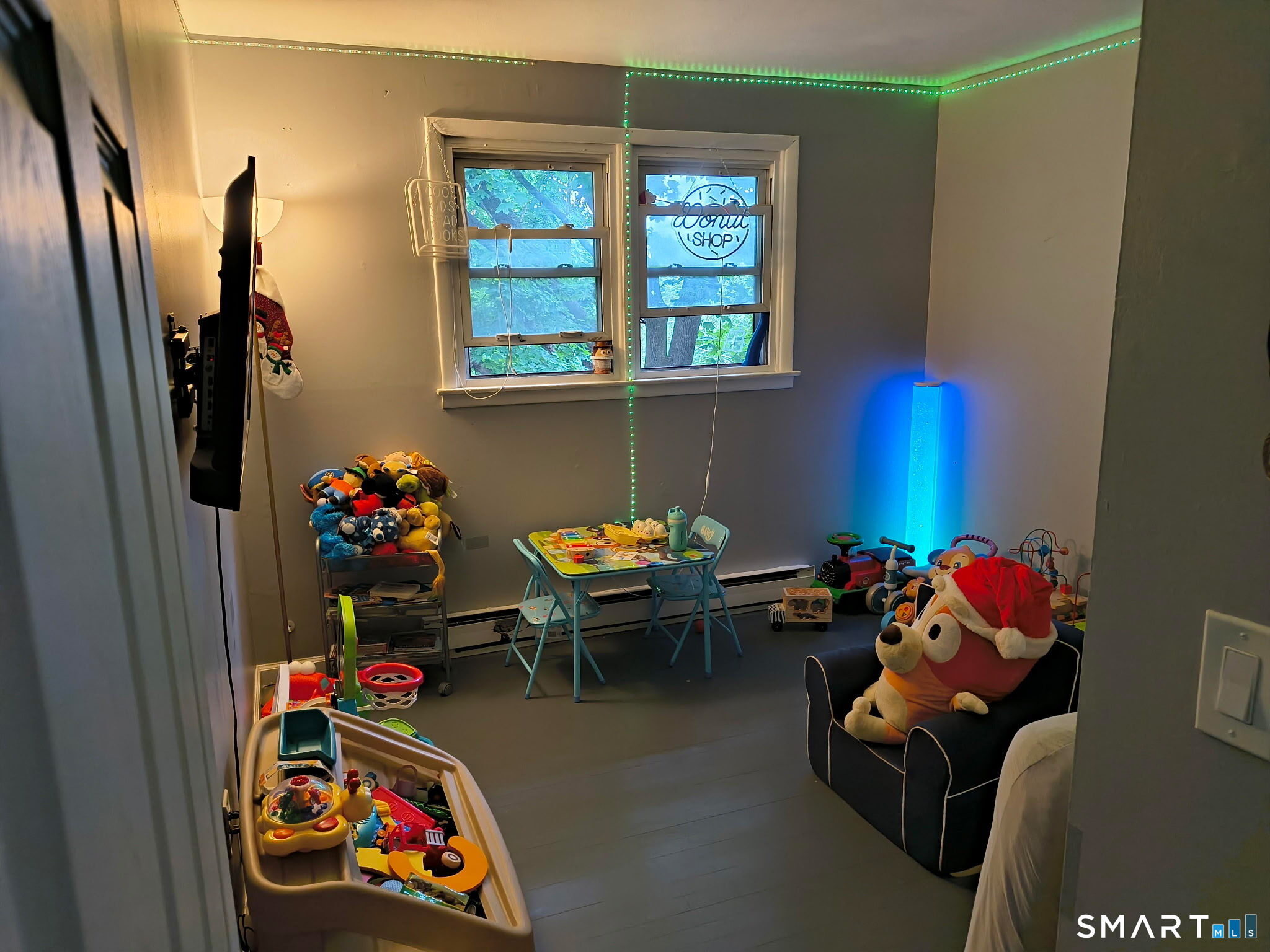 110 Middle Street Waterbury, CT 06706 - Photo 18 of 22