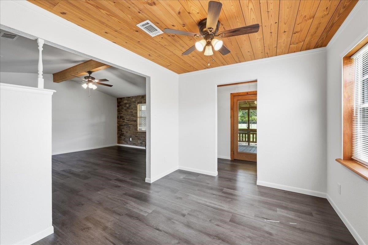 4225 McLean Road Baytown, TX 77521 - Photo 10 of 35 Gallery Image 10