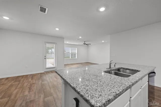 $2,100 | 7349 Lakeside Oak Court, Pensacola, FL 32526