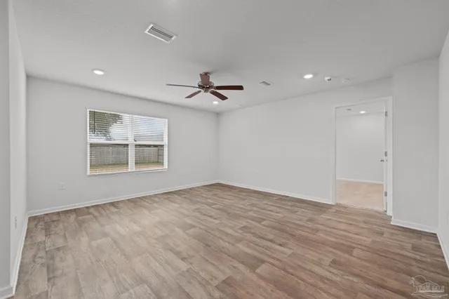 $2,100 | 7349 Lakeside Oak Court, Pensacola, FL 32526