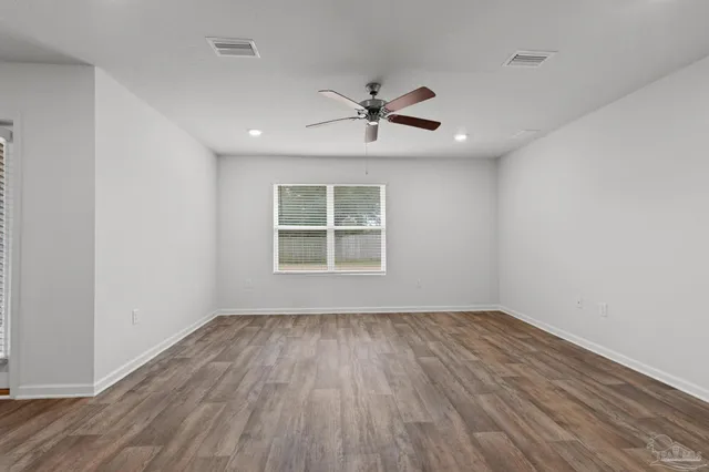 $2,100 | 7349 Lakeside Oak Court, Pensacola, FL 32526