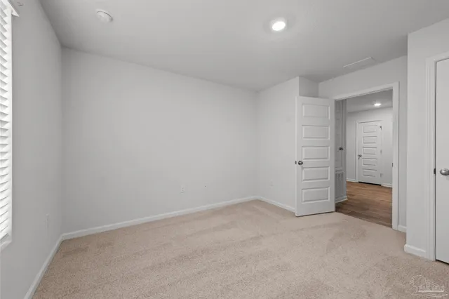 $2,100 | 7349 Lakeside Oak Court, Pensacola, FL 32526