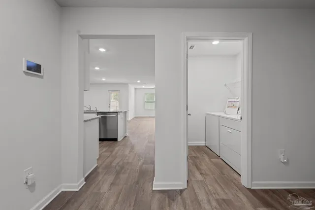 $2,100 | 7349 Lakeside Oak Court, Pensacola, FL 32526