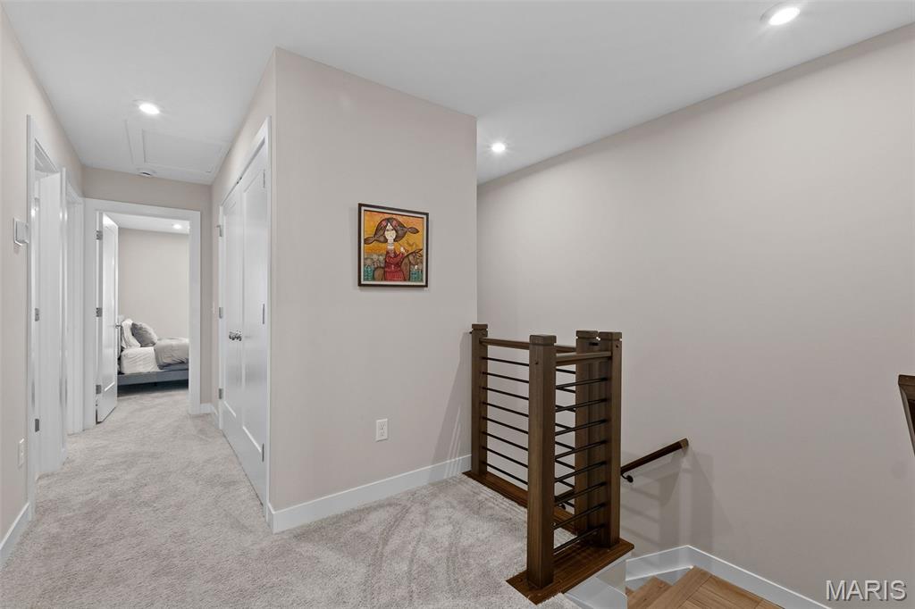 8933 Eager Road St. Louis, MO 63144 - Photo 13 of 31