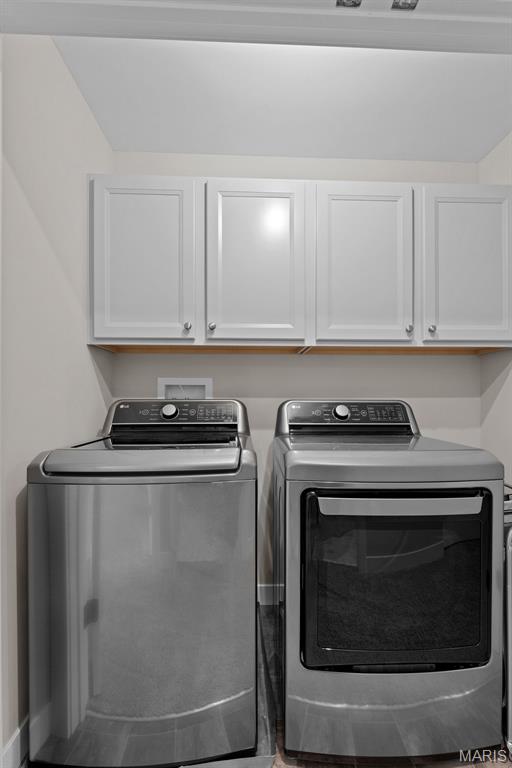 8933 Eager Road St. Louis, MO 63144 - Photo 18 of 31