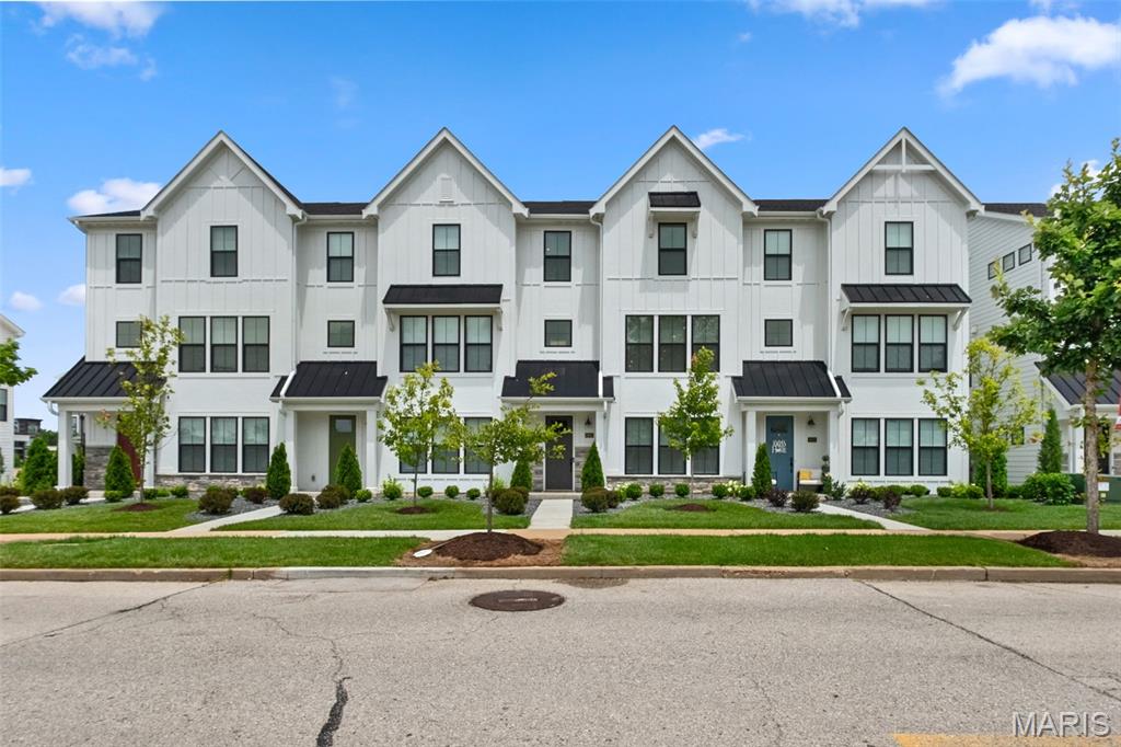 8933 Eager Road St. Louis, MO 63144 - Photo 28 of 31