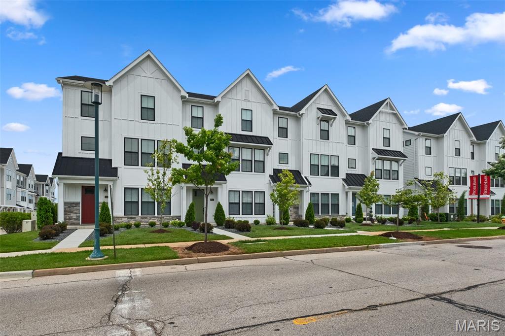 8933 Eager Road St. Louis, MO 63144 - Photo 30 of 31