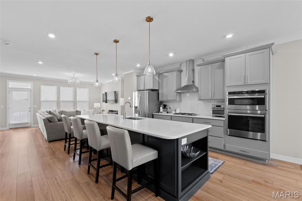 8933 Eager Road St. Louis, MO 63144 - Photo 4 of 31