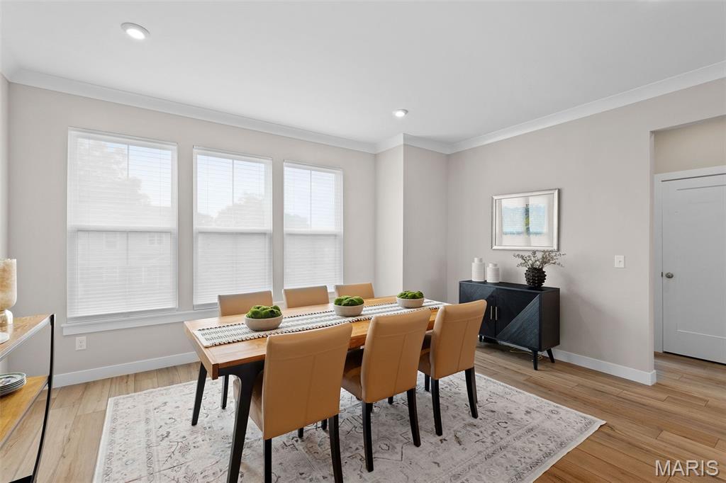 8933 Eager Road St. Louis, MO 63144 - Photo 10 of 31