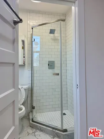 $1,495 | 5520 Franklin Avenue, Unit 1/2, Los Angeles, CA 90028