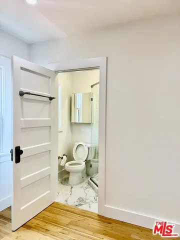 $1,495 | 5520 Franklin Avenue, Unit 1/2, Los Angeles, CA 90028