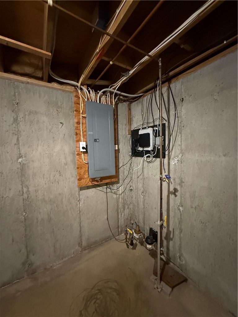 161 Council Rock Road Cranston, RI 02921 - Photo 30 of 31