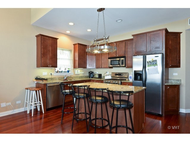 2841 North Pulaski Road, Unit 3N Chicago, IL 60641 - Photo 3 of 10