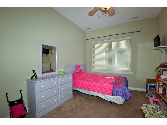 2841 North Pulaski Road, Unit 3N Chicago, IL 60641 - Photo 6 of 10