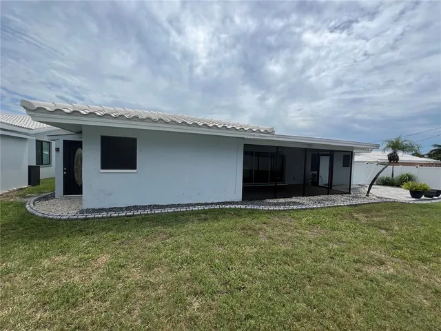 $3,595 | 14665 Crown Drive, Largo, FL 33774