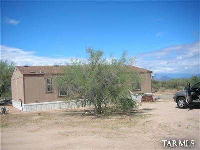 10480 South Sierrita Mountain Road Tucson, AZ 85736 - Photo 2 of 11