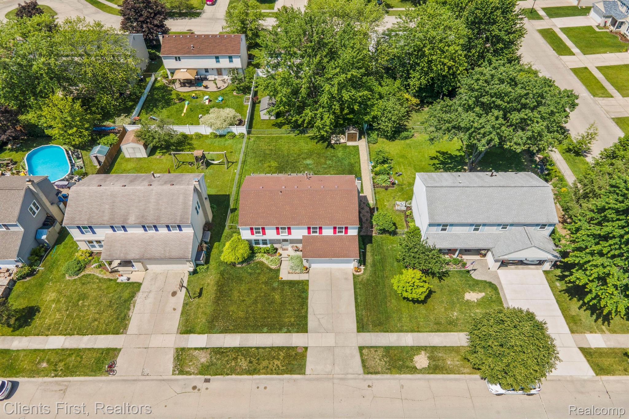 43130 Applewood Road Canton, MI 48188 - Photo 30 of 40 Gallery Image 30