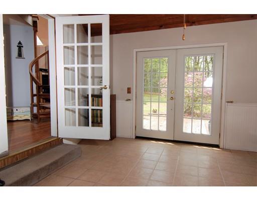 229 Plumtree Road Sunderland, MA 01375 - Photo 7 of 13
