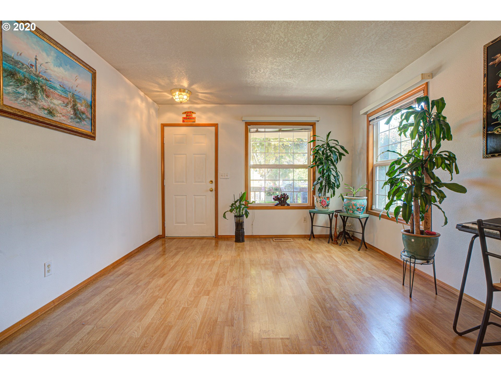 16942 Southwest Steele Way Beaverton, OR 97006 - Photo 3 of 29