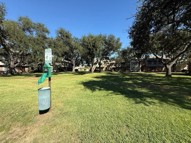 $175,000 | 10372 Hammerly Boulevard, Unit 25, Houston, TX 77043